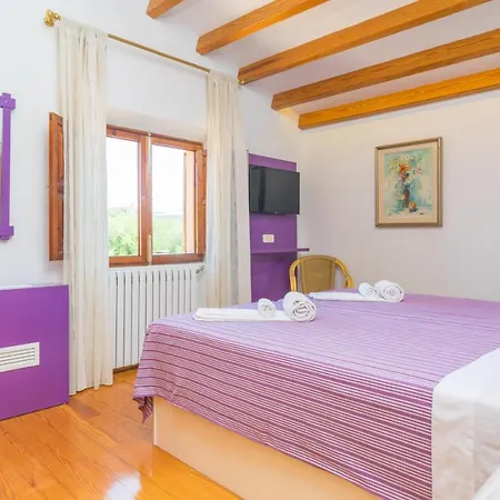 Marjals 16 Villa